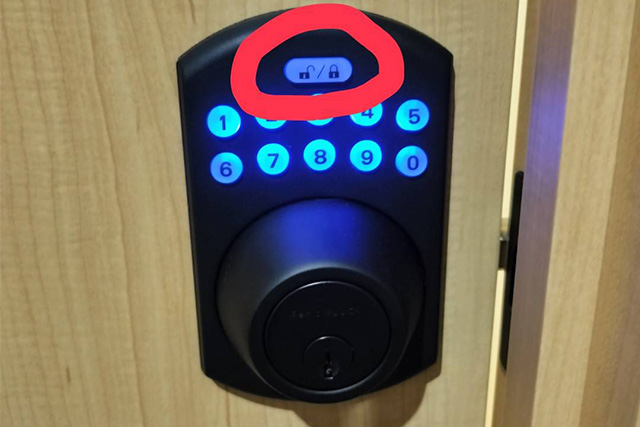 lock02.jpg
